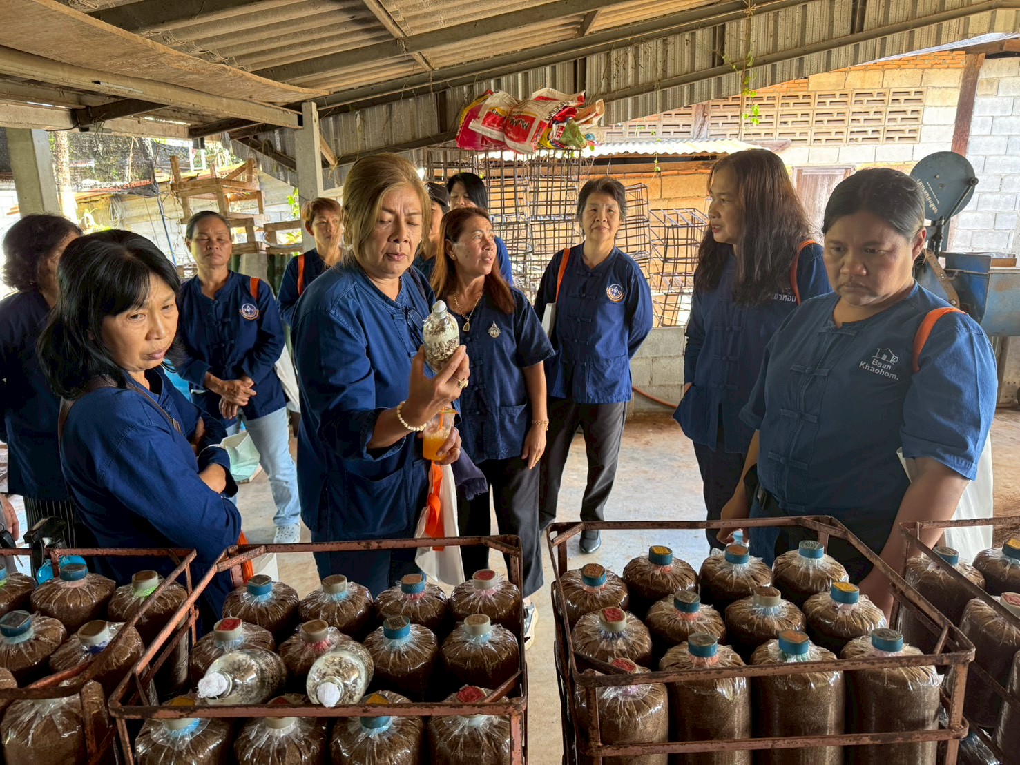 title - ส.ป.ก.จันทบุรี อบรมโครงการพัชรสุธาคชานุรักษ์ ปีงบประมาณ พ.ศ. 2569 